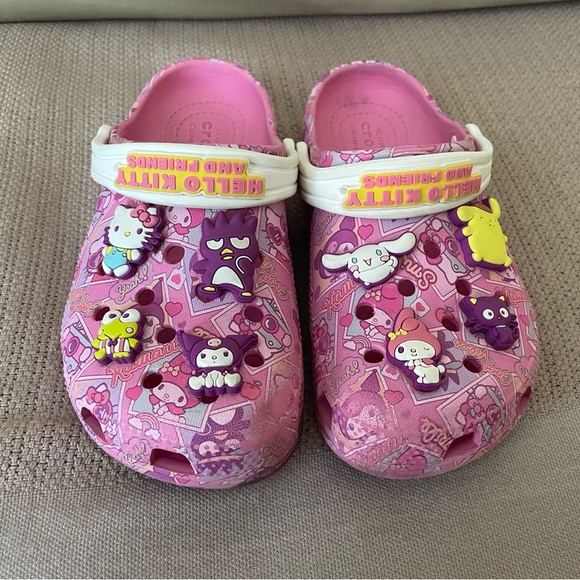 Hello Kitty child 13 crocs Rare & HTF GUC - Picture 1 of 9